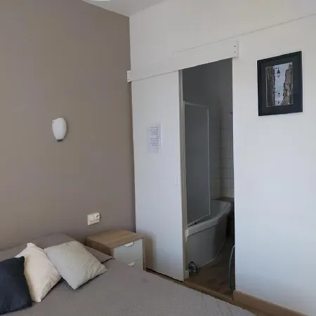 Araur Hotel