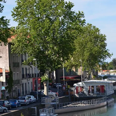 Отель Araur Агд