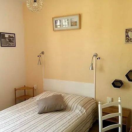 Araur Hotel 2*